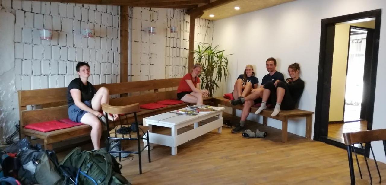 Central Hostel Peje Eksteriør bilde